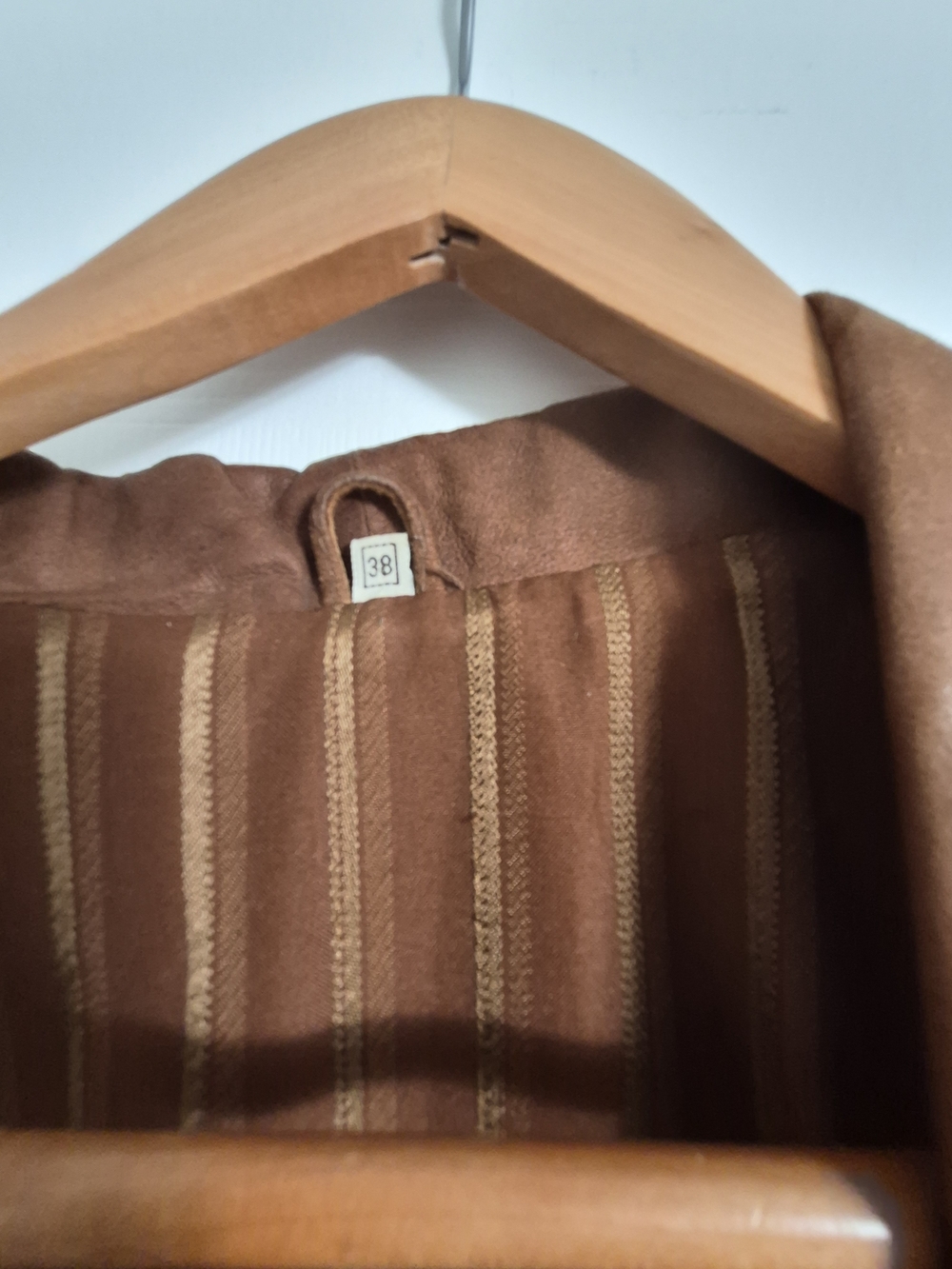 Vintage Brown Double-Breasted Leather Blazer - Picture 6 of 9